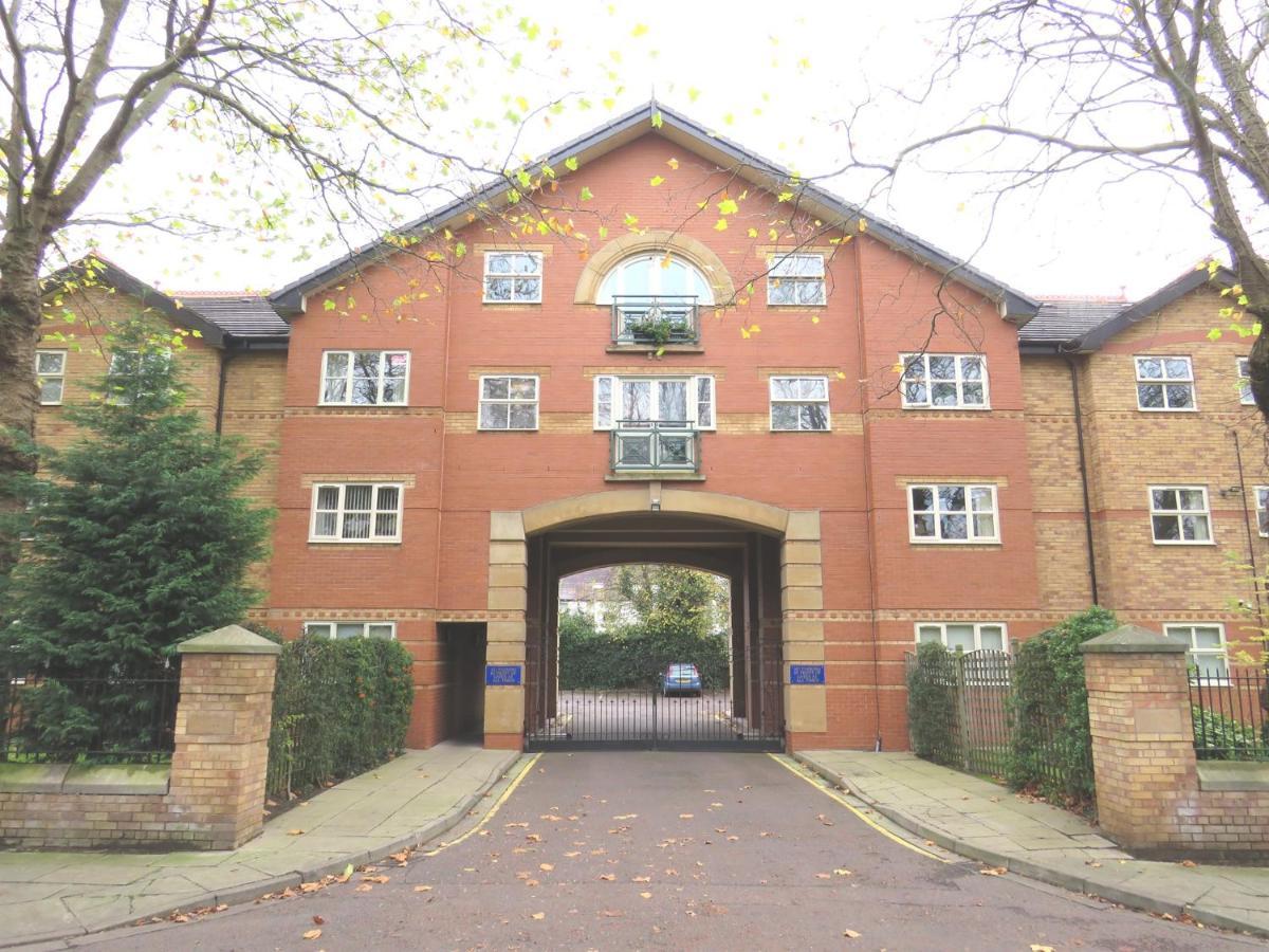 The Court Apartamento Liverpool Exterior foto